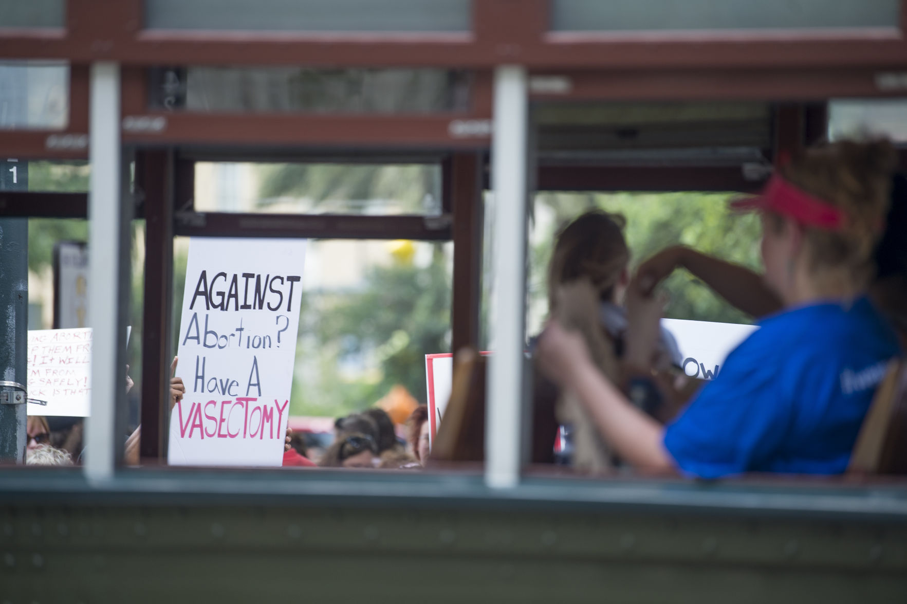 NO.abortionprotest.052319_16.JPG